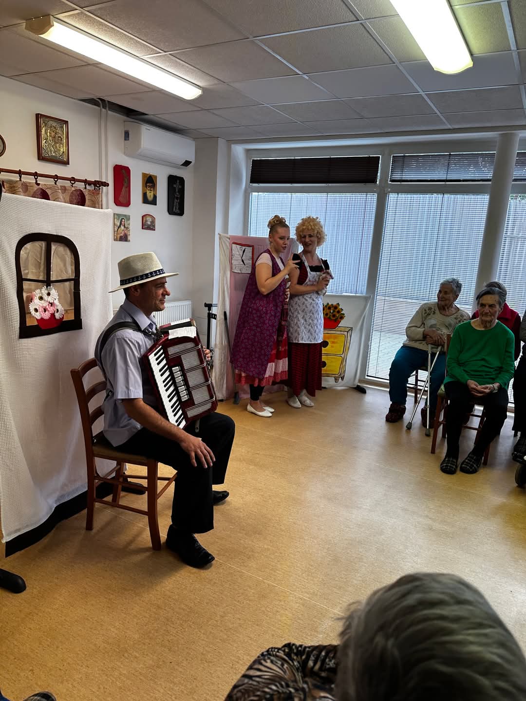 Folklórne vystúpenie